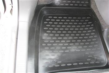 

Коврики в салон TOYOTA Ipsum ACM 21W JDM, 05/2001–05/2007, 3 ряда, правый руль (полиуретан), NLC4838210K
