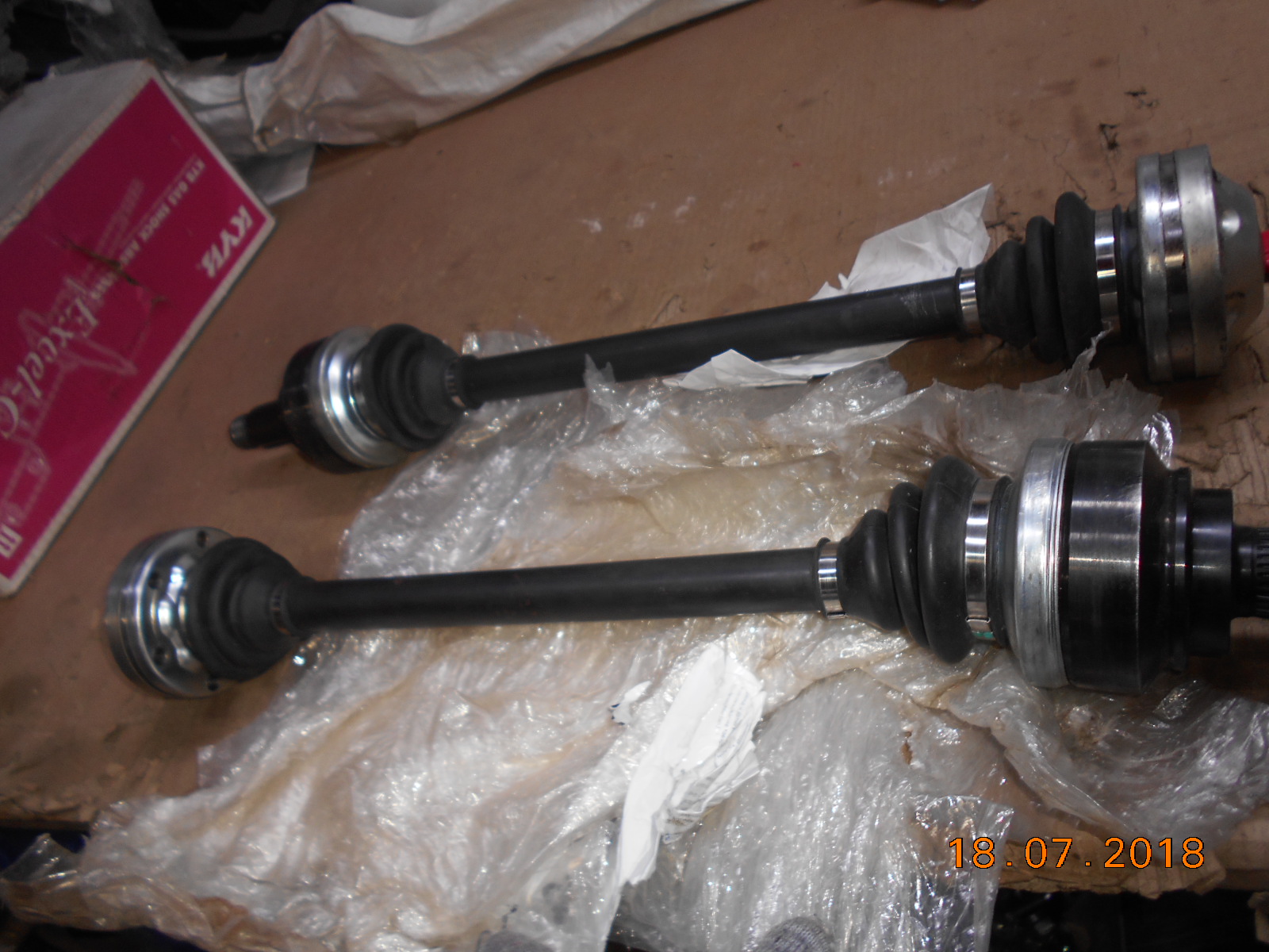 

УЦЕНКА, ПРИВОД В СБОРЕ ЗАДНИЙ L/R BMW X5 (E53) 3.0-4.4 00-06, НЕКОМПЛЕКТ,НЕТ УПАКОВКИ И КРЕПЕЖА,ПРИСУТСТВУЮТ СЛЕДЫ УСТАНОВКИ., CD1417Y